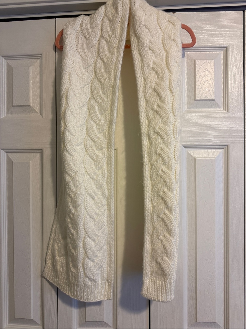 MICHAEL Michael Kors Cream Cable-Knit Scarf